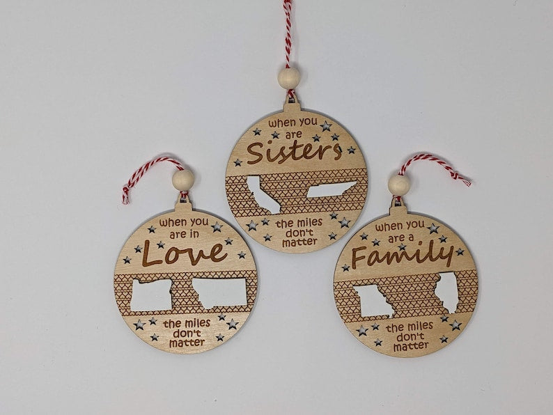 3D Christmas Ornament Heart Tire Tracks, Personalized Long Distance Present, Friend Sister Sibling , Miles don't matter, Loved one gift